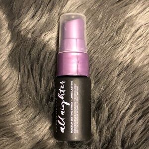Urban Decay All Nighter Setting Spray
